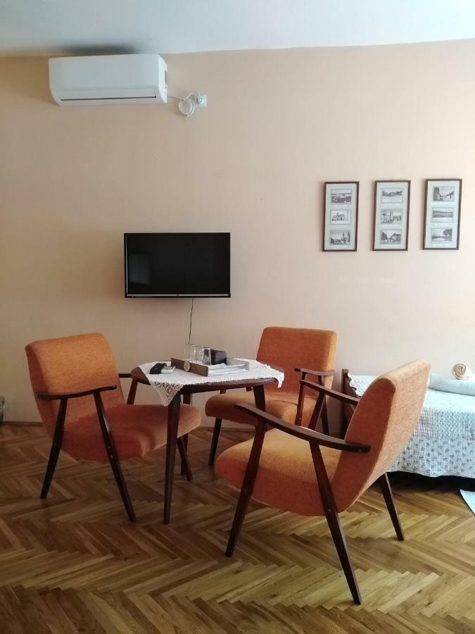 Sobe Gajic Сремски-Карловци Экстерьер фото